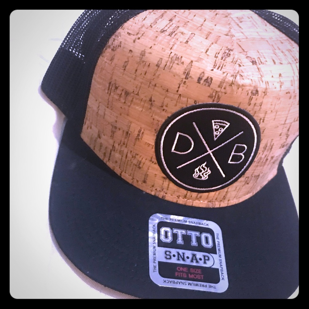 DB Pizza hat